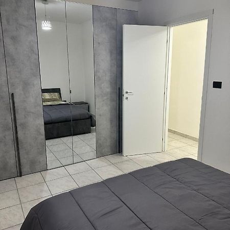 Home Center Acquisto CTA Exterior foto